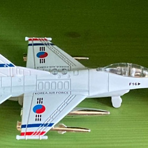 f16장난감