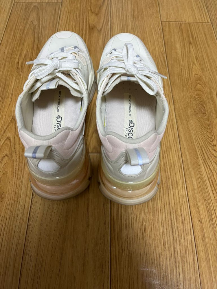 디스커버리 신발 거의 새것 싸게 팝니다 이미지