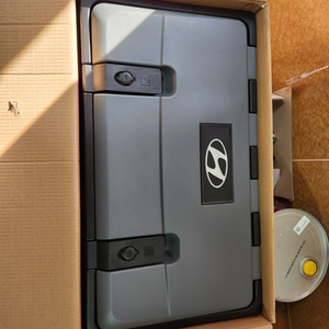 현대 화물차 공구통 이미지