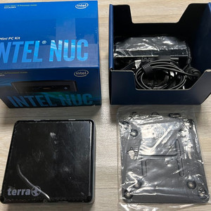 인텔 누크 Intel NUC8I5BEK