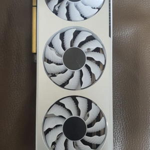 기가바이트 RTX 3070 비전 화이트