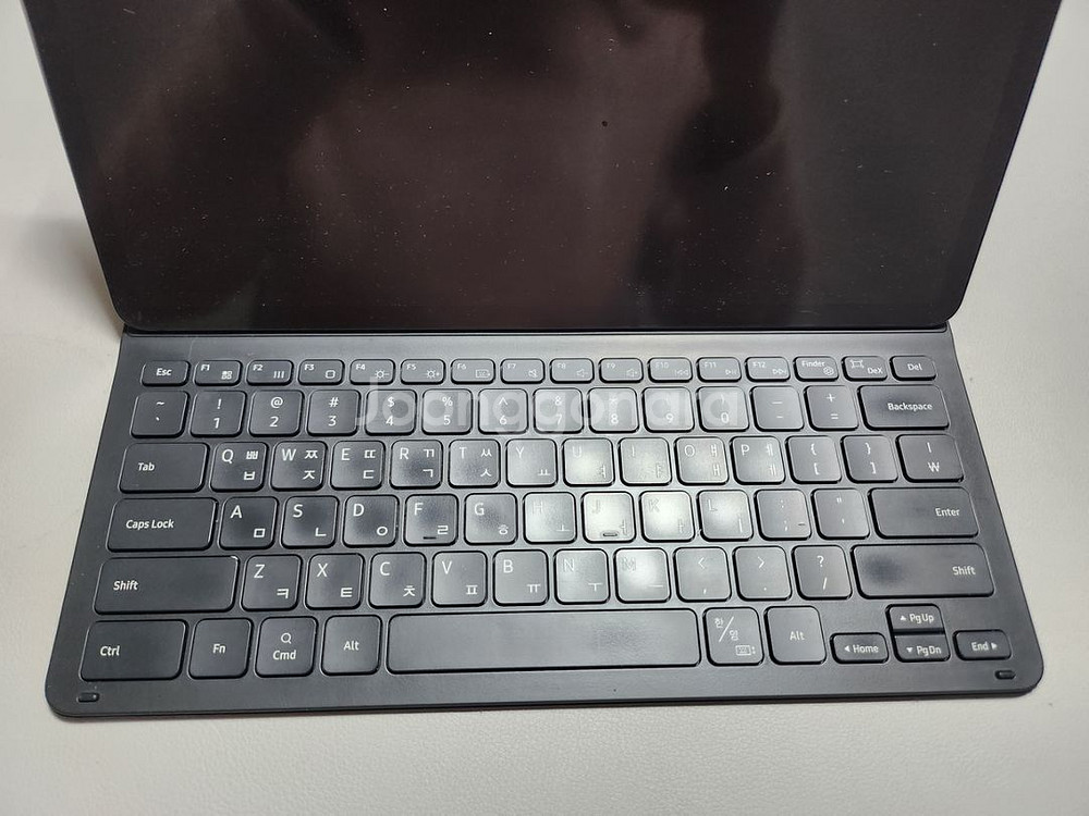 갤럭시탭 S7 FE 128G 블랙 + 정품 키보드 커버--3