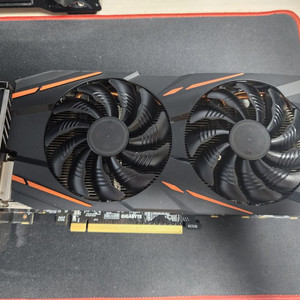 기가바이트 rx580 8g