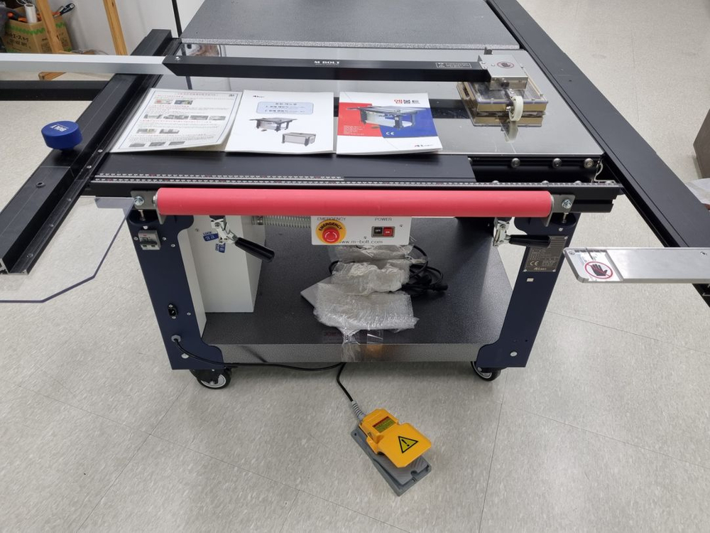 엠볼트 아크릴재단기 M2 이미지