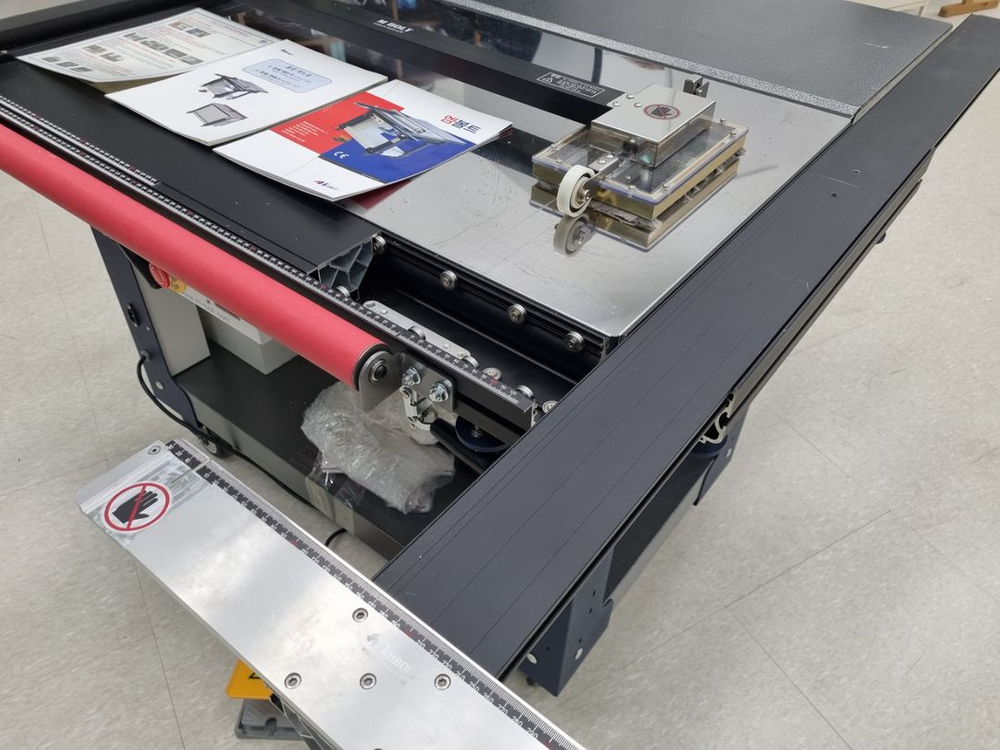 엠볼트 아크릴재단기 M2 이미지