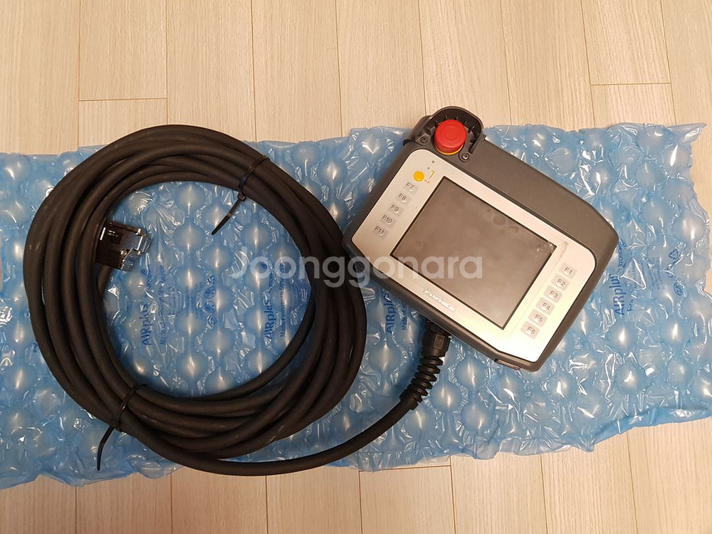 산업용터치모니터 AGP3310H-T1-D24-RED--1