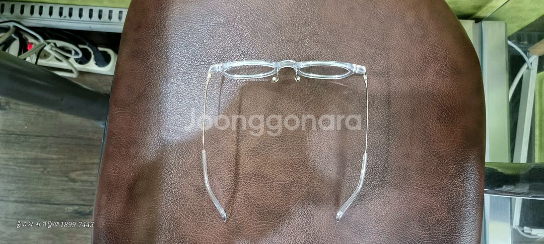 고급 수입 티타늄 안경테 신품입니다.--3