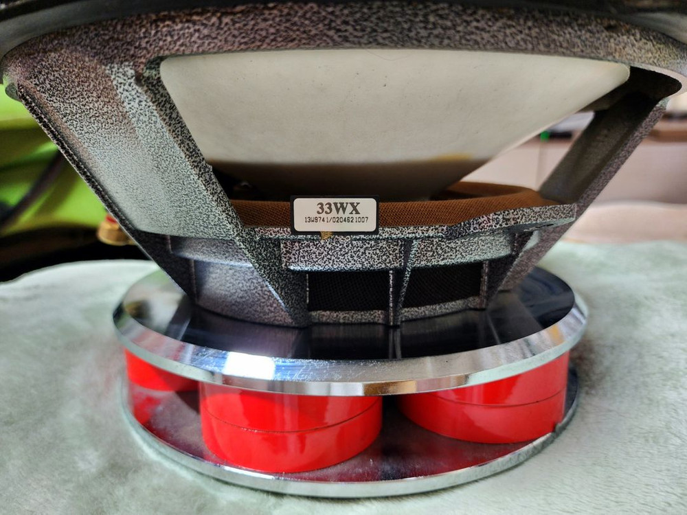 Focal Utopia Be 33 WX2 서브우퍼 이미지