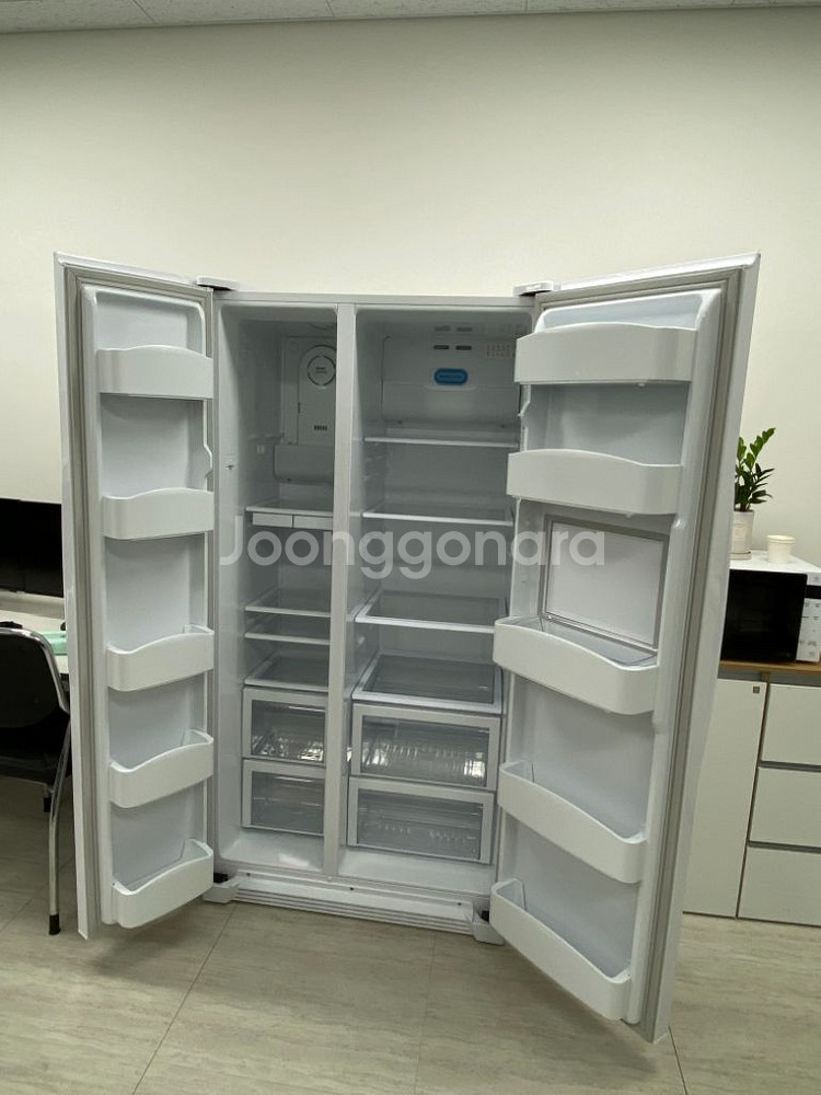 위니아클라쎄 냉장고 550L--2