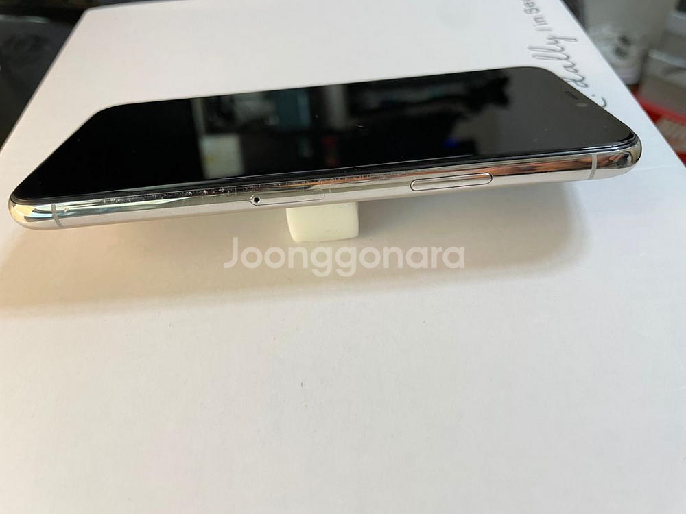 아이폰11프로 256GB 실버--3