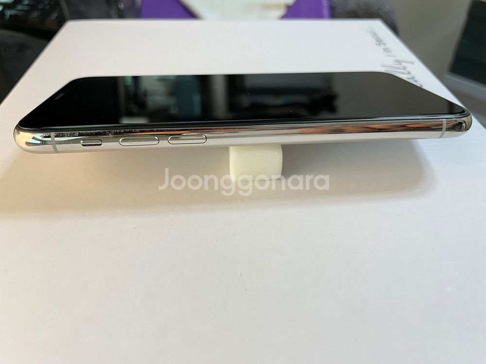 아이폰11프로 256GB 실버--4