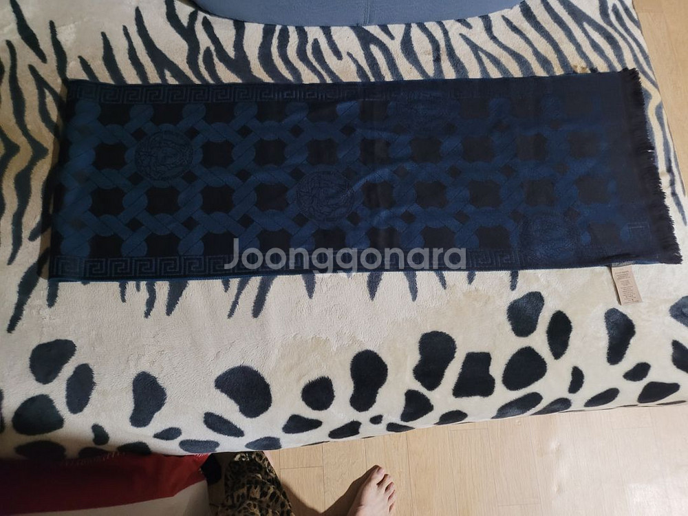 정품 지아니 베르사체 머플러 남녀공용--3