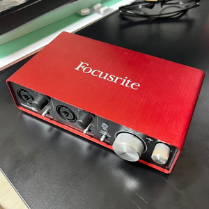 Focusrite Scarlett 2i2 2세대