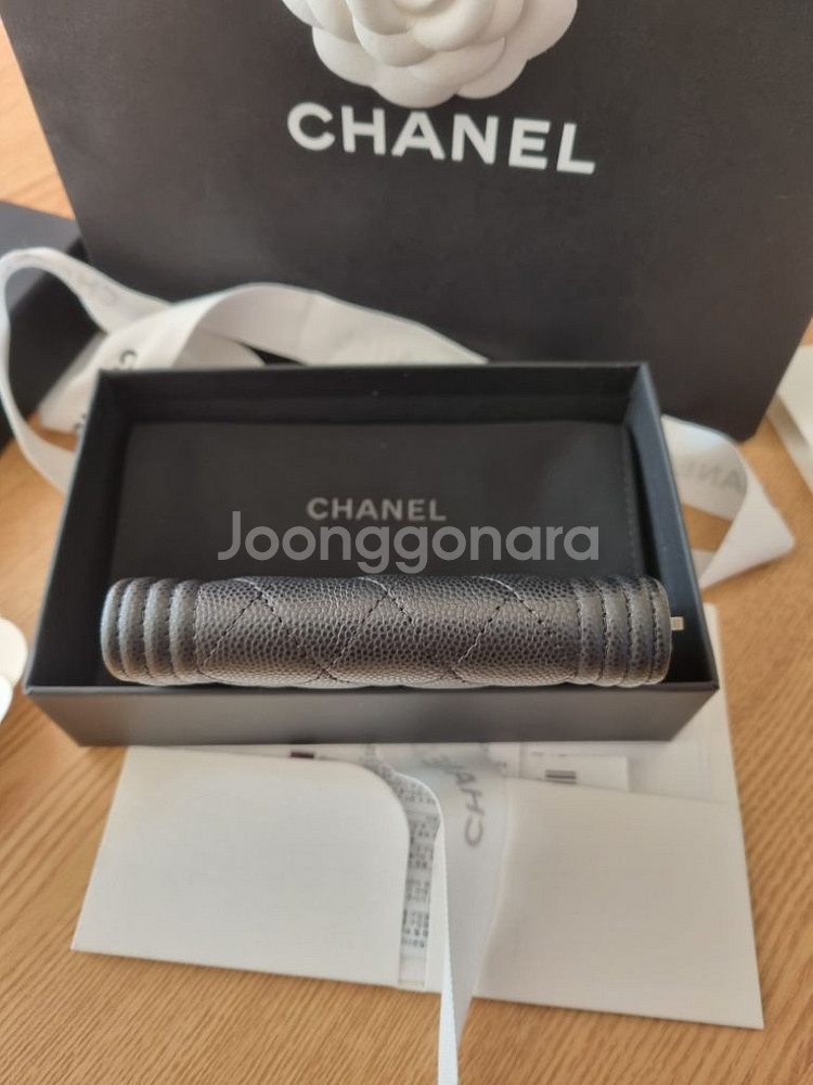샤넬 보이 카드지갑 팝니다--4