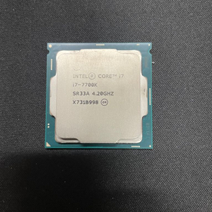 i7-7700k 4.2GHz 팝니다.