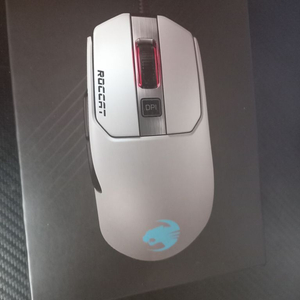 roccat kain 122aimo 마우스 판매합니다