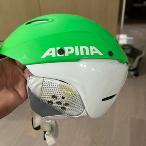 알피니아 헬멧