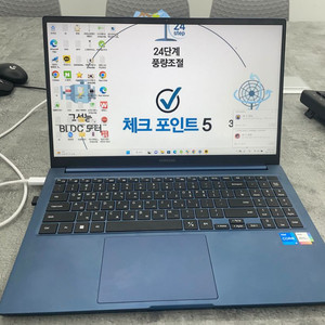 삼성 노트북 갤럭시북 NT750XDZ-A51A 팝니다