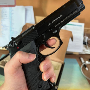 베레타 M9 블로우백 시리즈