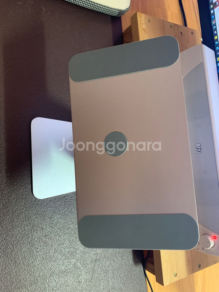 Lulul 아이패드 마그네틱 거치대--2