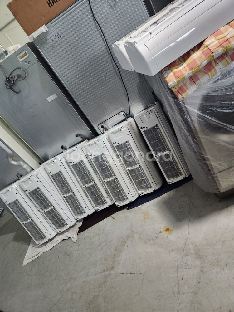 엘지 휘센 18년식 6평 인버터 벽걸이에어컨--1