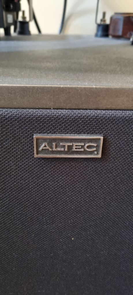 알텍스피커 이미지