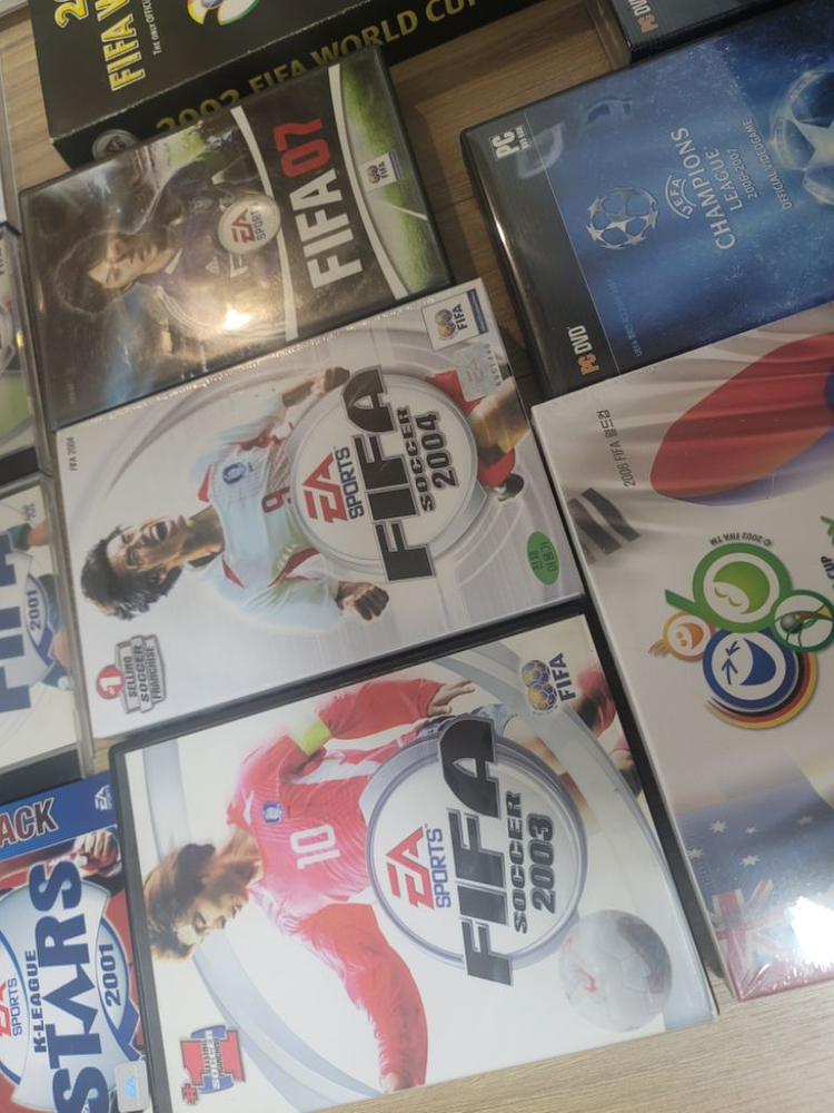 피파 시리즈 고전게임 CD fifa 모음 판매합니다--3