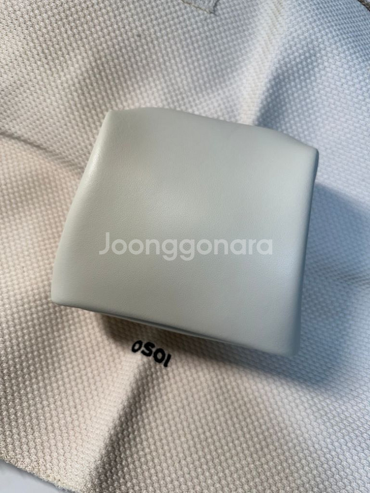 오소이 피넛브로트 미니 크림색 판매합니다(새것)--0