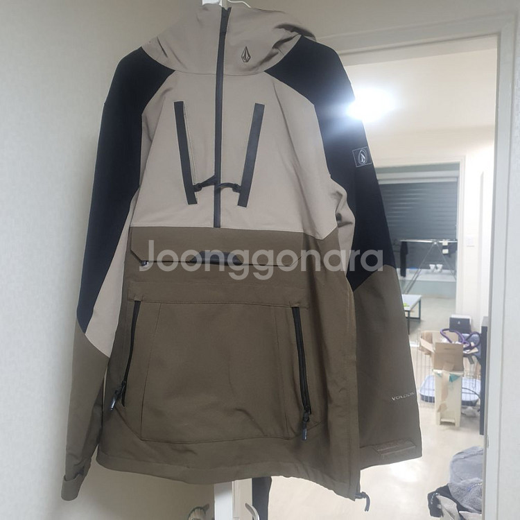 볼컴 2223시즌 보드복 m사이즈 팝니다 ㅠ--1