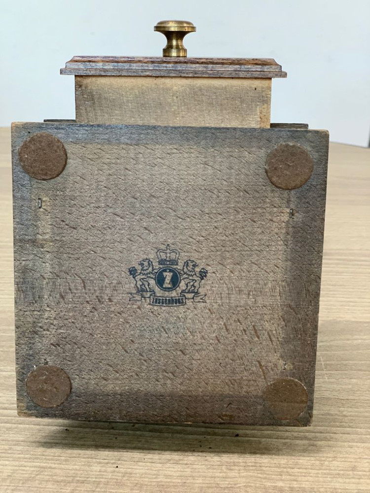 30년된 독일제 커피분쇄기 이미지