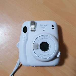 instax mini 11 카메라