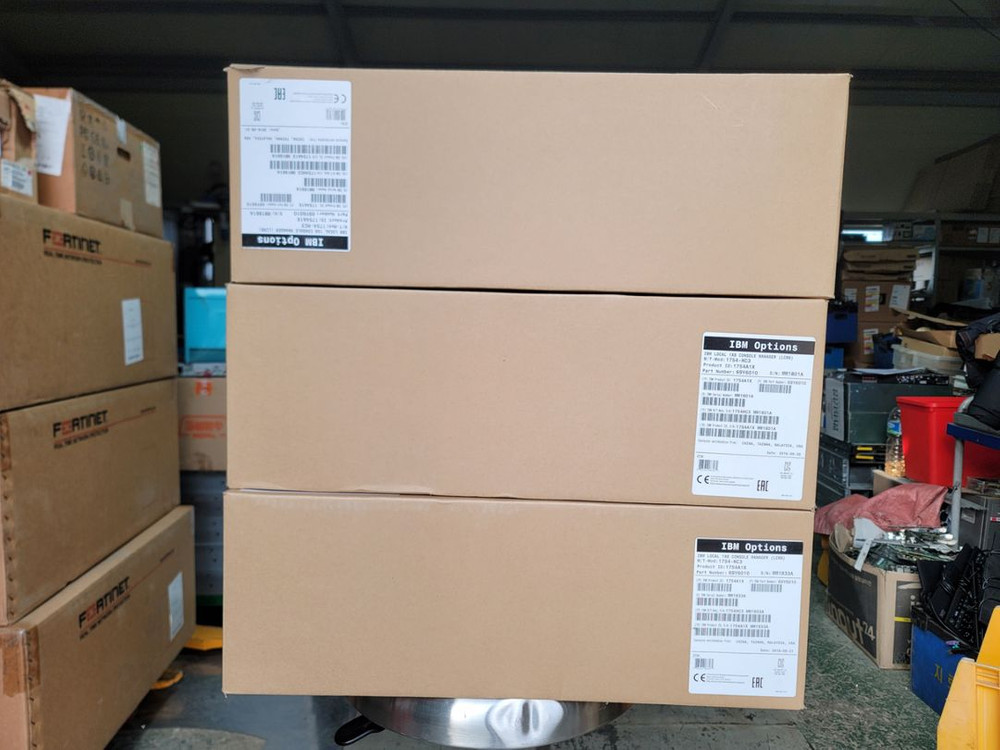 IBM LCM8 69Y6010 미사용 이미지
