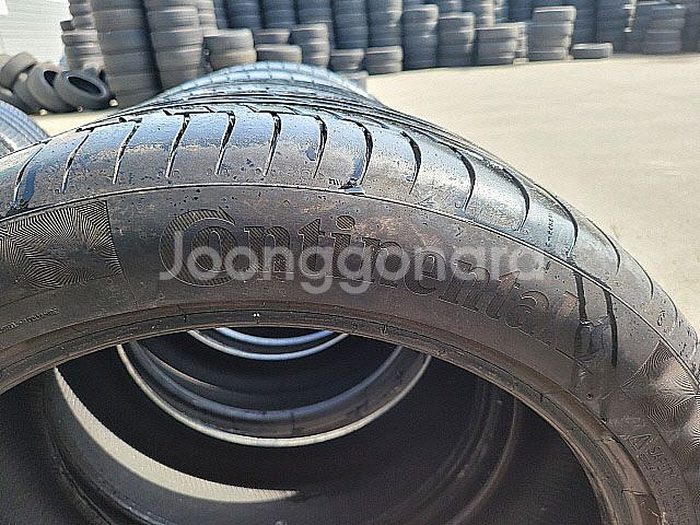 콘티넨탈 타이어 235 45 19 4본 한대분 팝니다.--5