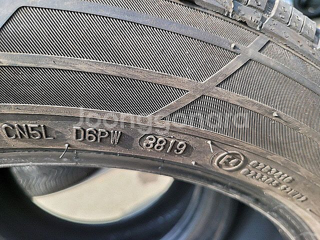 콘티넨탈 타이어 225 55 18 2본 90%--4