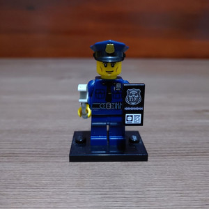 레고 SWAT 경찰 피규어