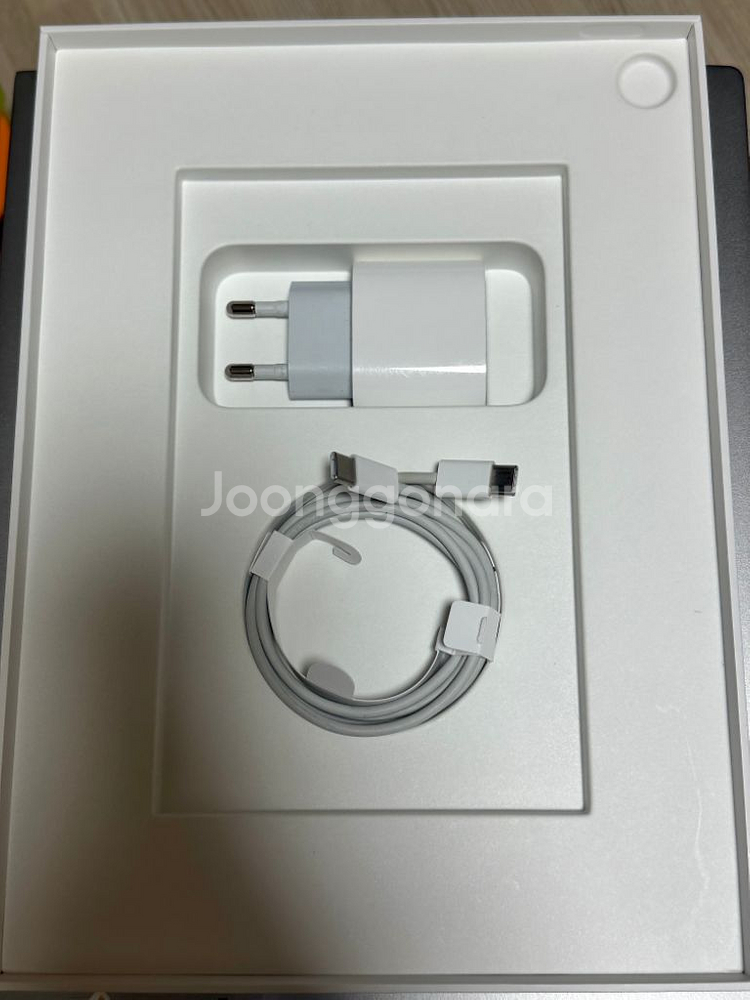 아이패드 에어4 64GB 팝니다--8