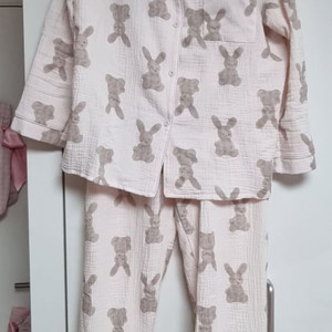 망원동 수바코 소품샵에서 산 귀여운 토끼 잠옷 세트 팝