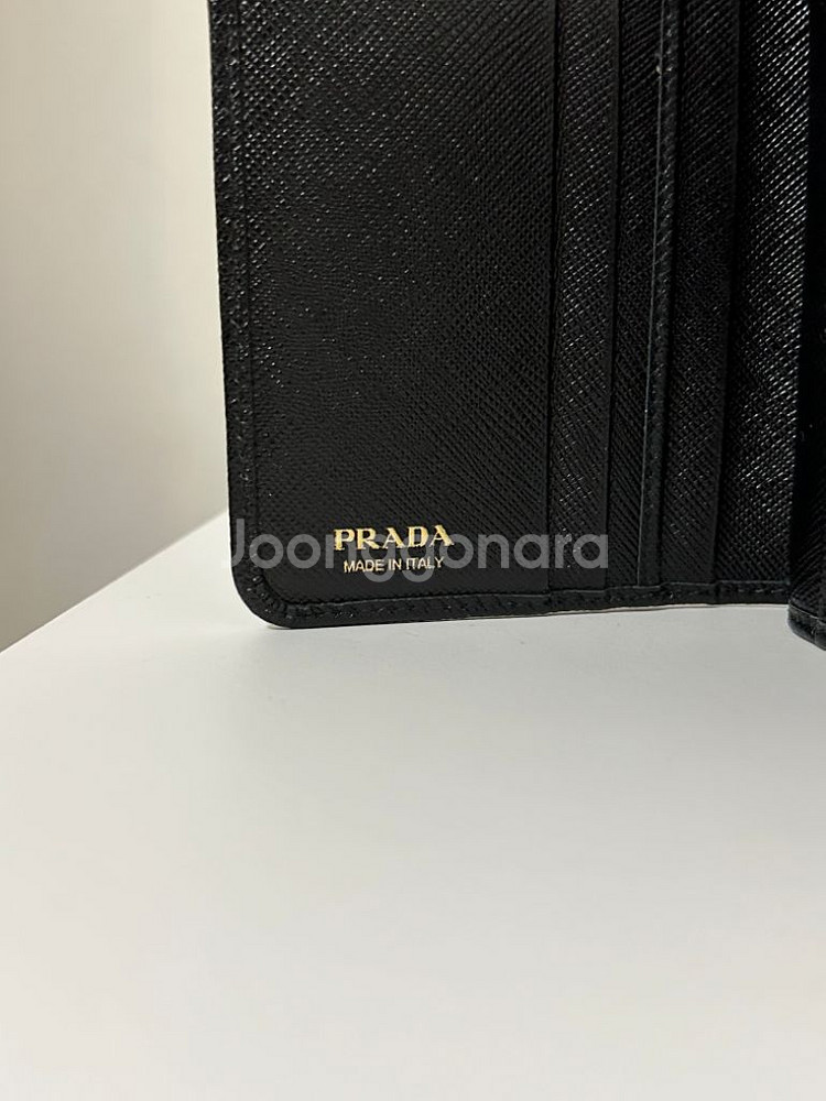 프라다 사피아노 반지갑--7