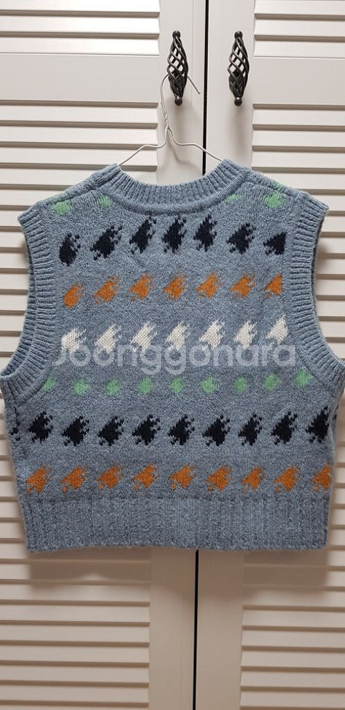 에잇세컨즈 베스트 M/ 하늘색--1