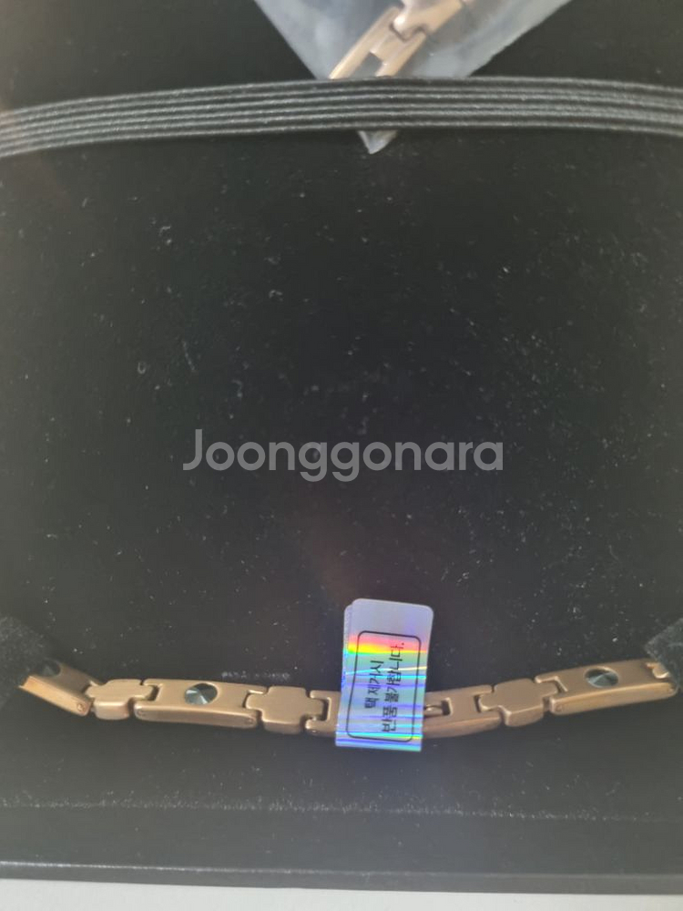 뫼비우스 정품 미사용새제품.게르마늄목걸이 골드--1