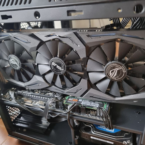 ASUS ROG STRIX A8G GTX1080 8G