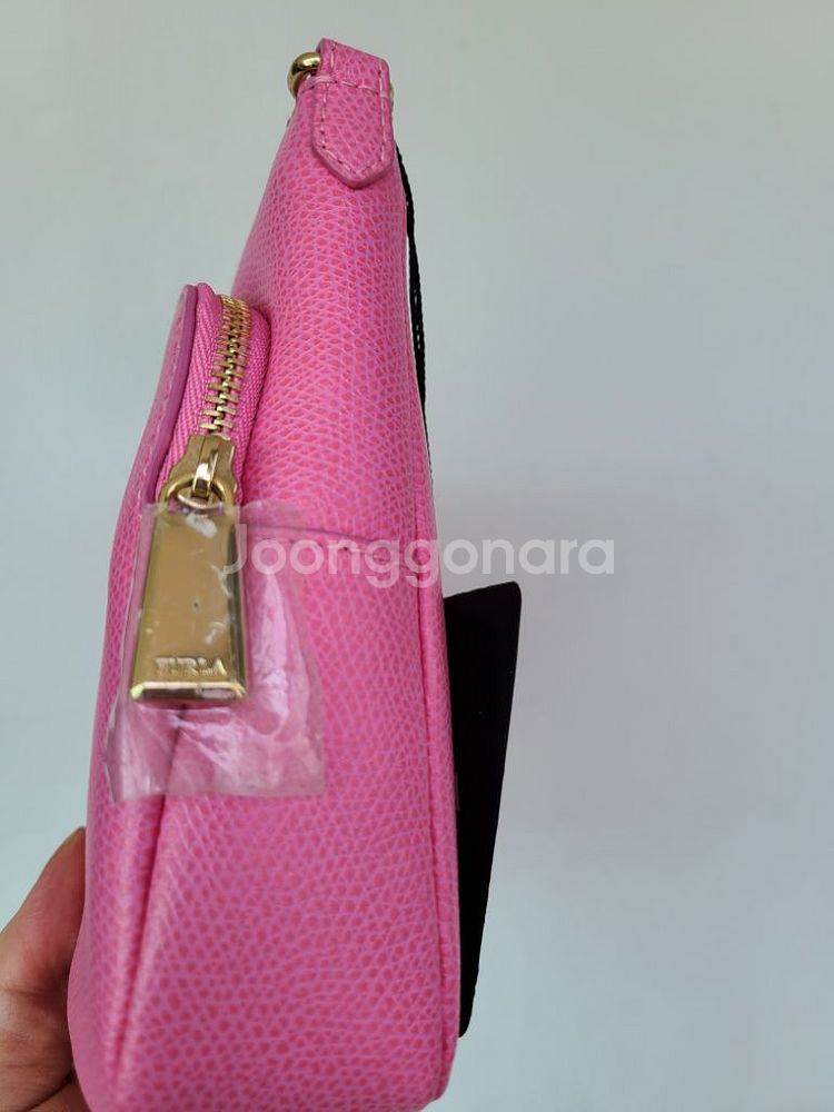 훌라 FURLA ROYAL 크로스바디 75000원--4