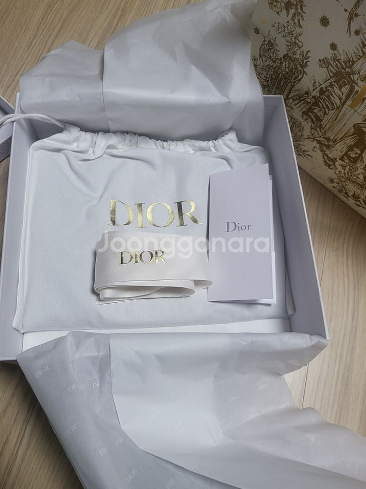 디올정품 DIOR CARO 여성파우치 판매합니다--6
