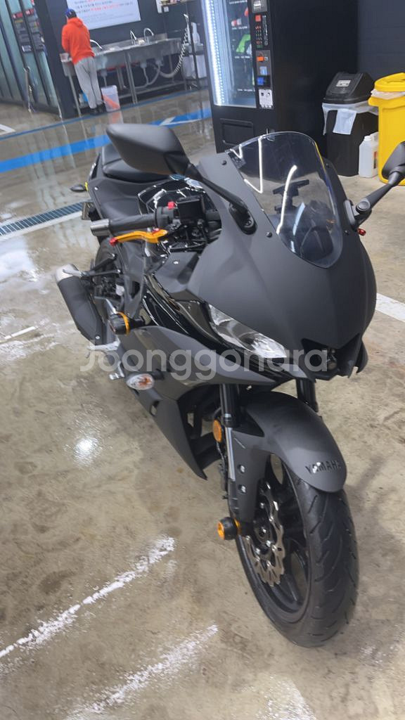 신차급) 입문추천! 20년식 야마하 R3 판매합니다!--1