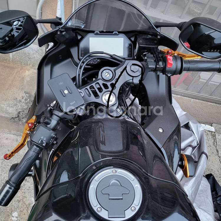 신차급) 입문추천! 20년식 야마하 R3 판매합니다!--4