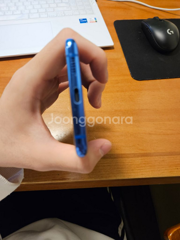 갤럭시s20+--4