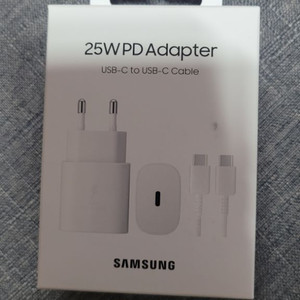 미개봉 새제품 삼성 25w pd 충전기 팝니다.