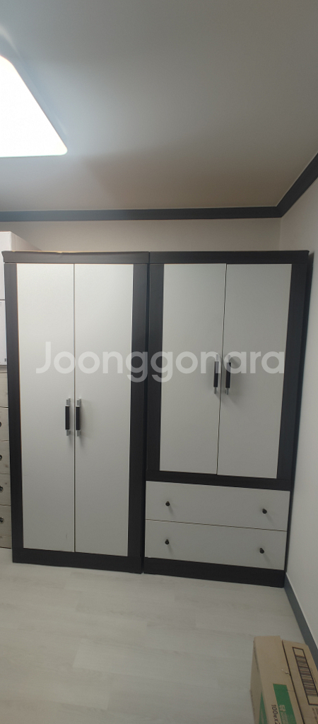 장농 옷장 한통에 천원 두통 일괄 2천원--0