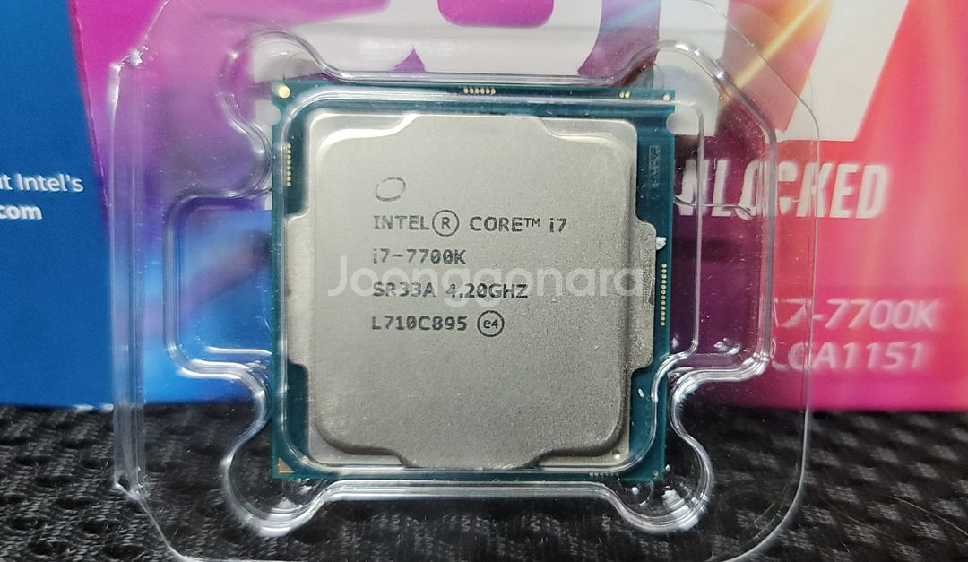 인텔 CPU I7-7700K 4.2GHZ 박스풀셋--2