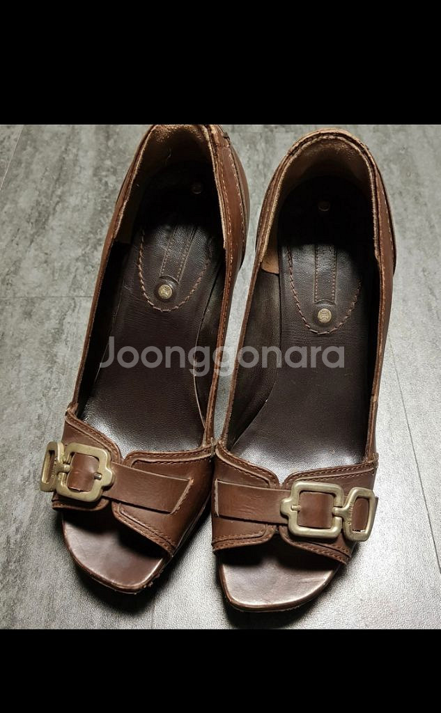 셀린 정품 여성구두--0